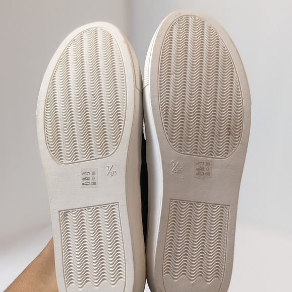 NWOT Dirty laundry velvet slides - Picture 14 of 16